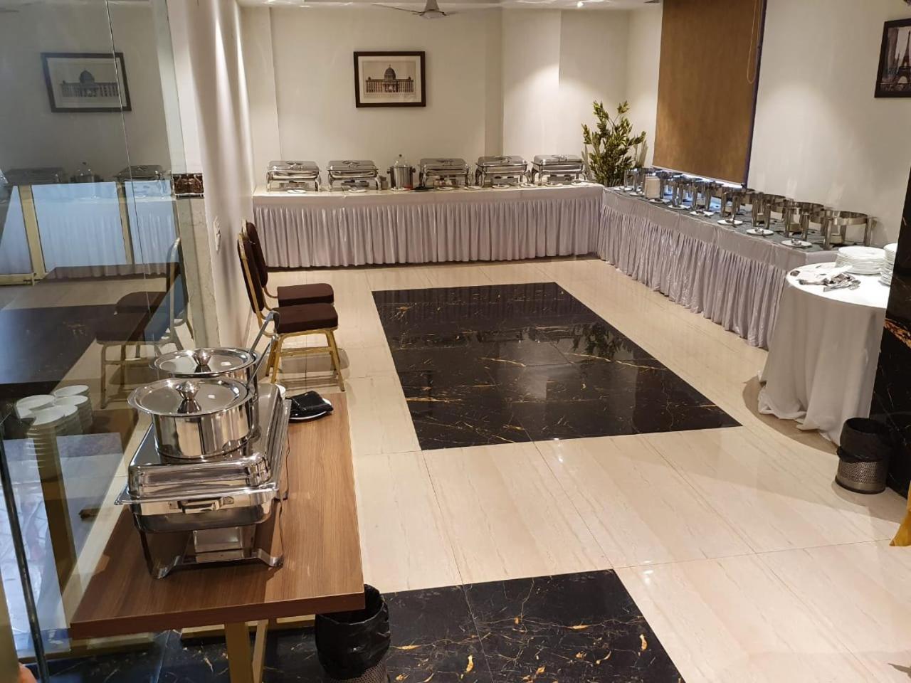 A One Hotels By Ventus Hotels & Resorts- Delhi Airport New Delhi Eksteriør bilde